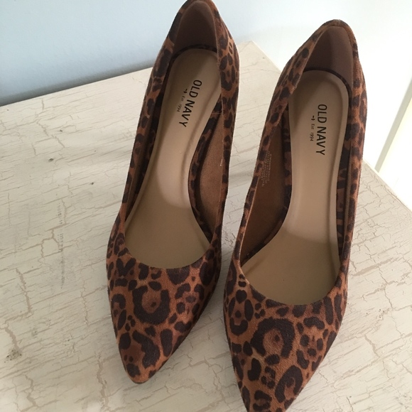 Old Navy Shoes - Ladies Shoes Size 6 Old Navy NWOT